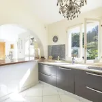 Luxury Seaside Near Cagliari 度假居
