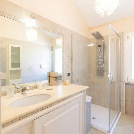 Ferienhaus Luxury Seaside Near Cagliari Quartu SantʼElena