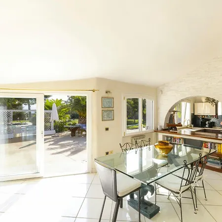 Holiday home Luxury Seaside Near Cagliari *