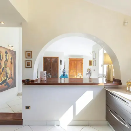 Luxury Seaside Near Cagliari *